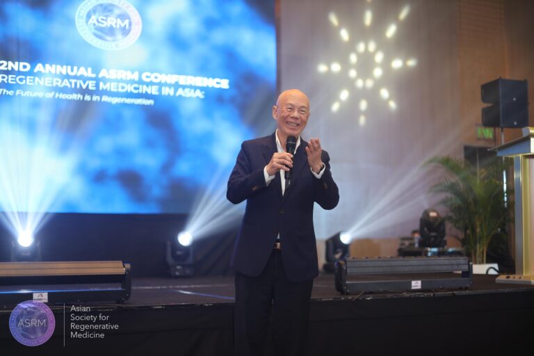 Featured speaker addressing the ASRM conference